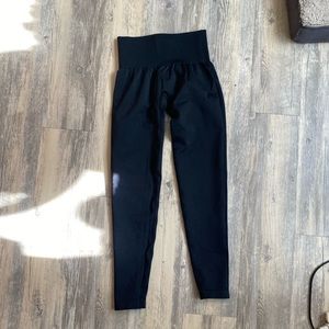 Nvgtn leggings- only worn once!
